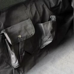 WILTEC Couverture De Protection Pour Coffre Tapis Pour Chien Voiture Housse HydrofugeTransport 165x135cm -Cage, caisse et transport pour chien Soldes 10553082 5