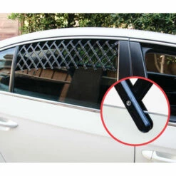 CAR+ Grille Aération Pour Chien à Fixer Sur La Vitre Latérale -Cage, caisse et transport pour chien Soldes 66159732 3